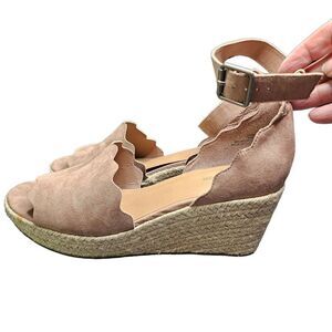 Maurices Hayley Scallop Espadrilles  Wedge in Blush.  Size: 10